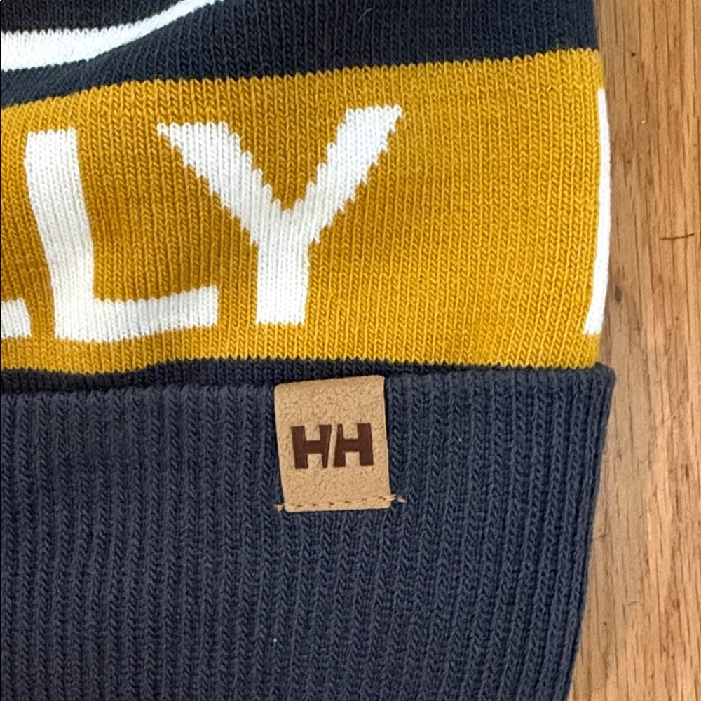Helly Hansen unisex Beanie in Navy and Mustard - Picture 2 of 5